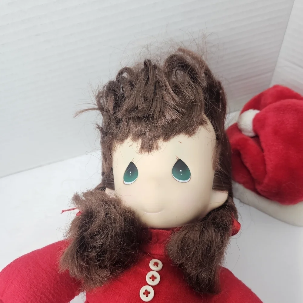 Vintag 1996 Precious Moments Red Doll with Box